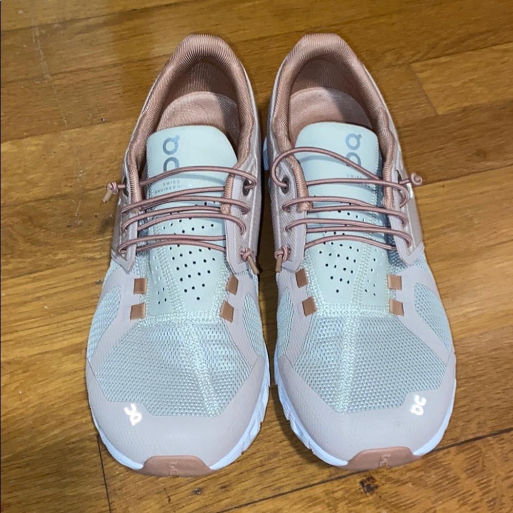 On Swiss Engineering Cloud Rose Running Shoes